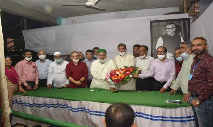 চসিক প্রশাসকের সাথে চ.বি সমাজতত্ত্বের প্রাক্তনীদের সৌজন্য স্বাক্ষাৎ