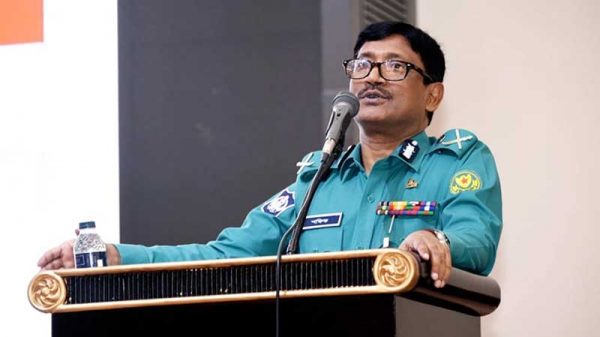 অপরাধীর সঙ্গে পুলিশ সদস্যের সম্পর্ক থাকলে চিহ্নিত করে ব্যবস্থা