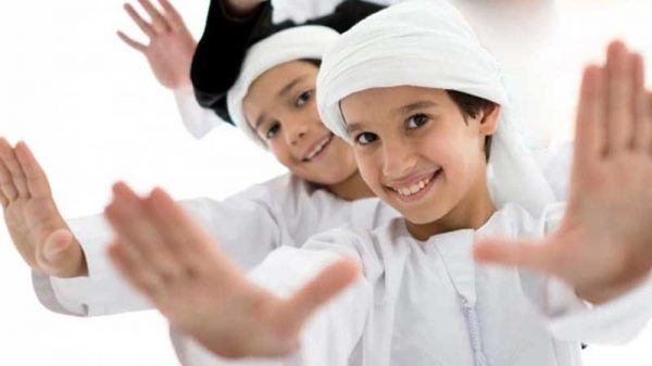 পুরুষের যেভাবে কাপড় পরা হারাম