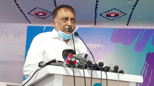 শেখ হাসিনা যতদিন আছেন ততদিন বাংলাদেশ এগিয়ে যাবেই