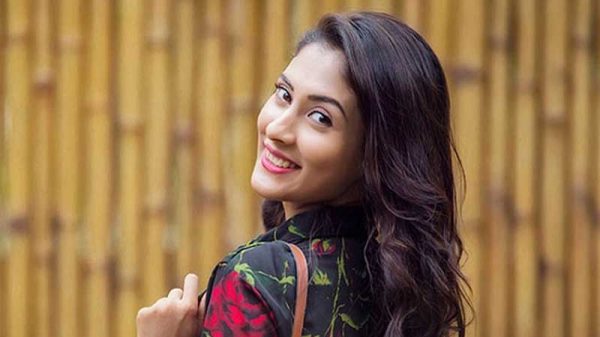 সিনেমায় আসছেন না মেহজাবীন