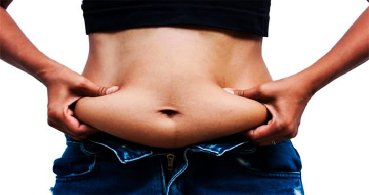 ভুঁড়ি বাড়ছে? তুলসি পাতার টোটকায় ঝটপট মেদ ঝরিয়ে ফেলুন!