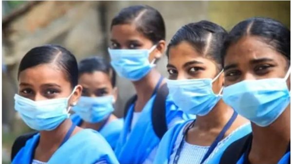 অন্যের মাস্ক ব্যবহার করে বিপদ ডেকে আনবেন না