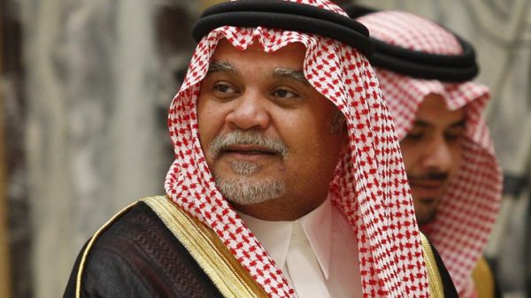 এবার ফিলিস্তিনিদের তিরস্কার করলেন সৌদি প্রিন্স