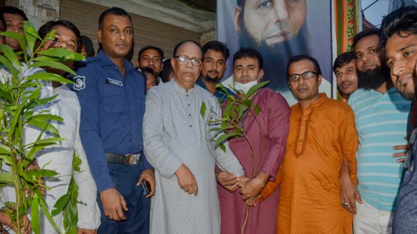 কুমিল্লার বাঙ্গরায় ছাত্রলীগের কর্মীসভা ও বৃক্ষরোপন কর্মসূচী পালিত