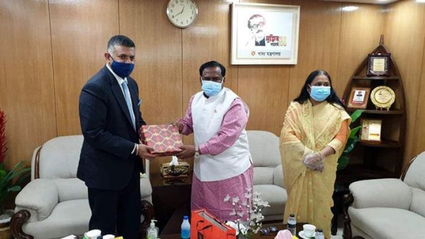 খাদ্যমন্ত্রীর সঙ্গে ভারতীয় হাইকমিশনারের সৌজন্য সাক্ষাৎ