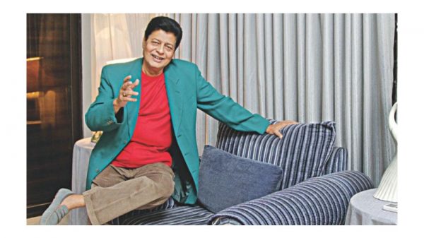 চিকিৎসা শেষে নায়ক ফারুক দেশে ফিরছেন কাল