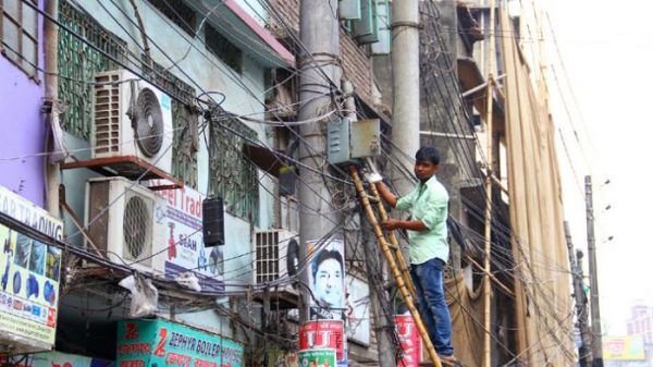 ঝুলন্ত তার কাটা না থামালে সেবা বন্ধ রাখার হুমকি আইএসপিএবি’র