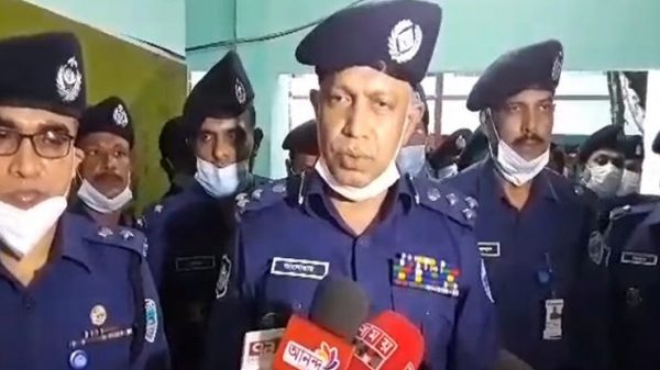 ডিআইজির কাছে নির্যাতনের বর্ণনা দিলেন বেগমগঞ্জের সেই নারী