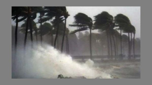 ধেয়ে আসছে ঘূর্ণিঝড় ‘গতি’