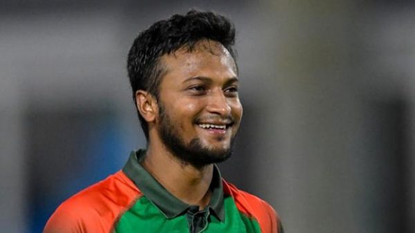 নভেম্বরেই টি-টোয়েন্টি দিয়ে ফিরছেন সাকিব