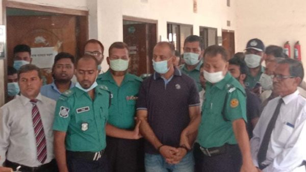 নৌবাহিনীর কর্মকর্তাকে মারধর: ৩ দিনের রিমান্ডে প্রটোকল অফিসার দিপু