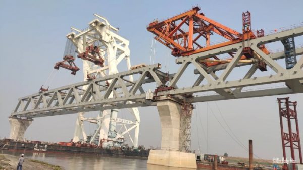পদ্মা সেতুর ৩৪তম স্প্যান বসছে আজকালের মধ্যেই