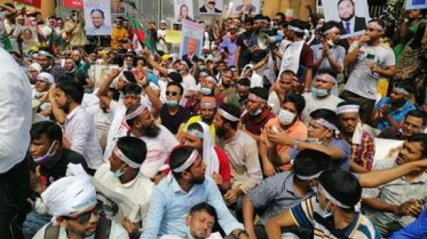 প্যানেলে নিয়োগের ঘোষণা না দেওয়া পর্যন্ত আন্দোলন চলবে