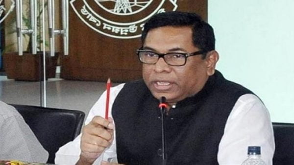 প্রকল্প পরিচালকদের অযোগ্যতার দায় মন্ত্রণালয় কেন নেবে : প্রতিমন্ত্রী