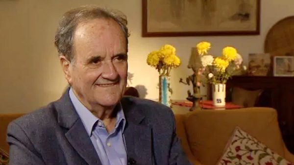 বাংলাদেশের উন্নয়ন ধারায় ভুবনখ্যাত সাংবাদিক মার্ক টালির প্রশংসা