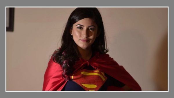 বিয়ে ভাঙতে সাফা কবির পড়লেন সুপার গার্লের ড্রেস