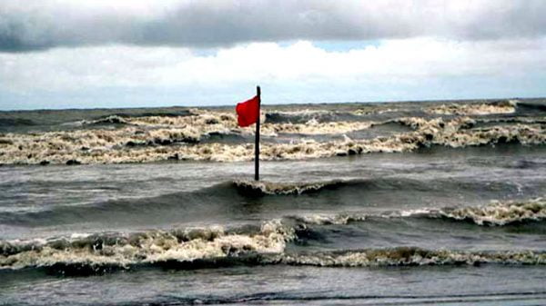 সাগরে লঘুচাপ, নদীবন্দরে ১ নম্বর সতর্ক সংকেত