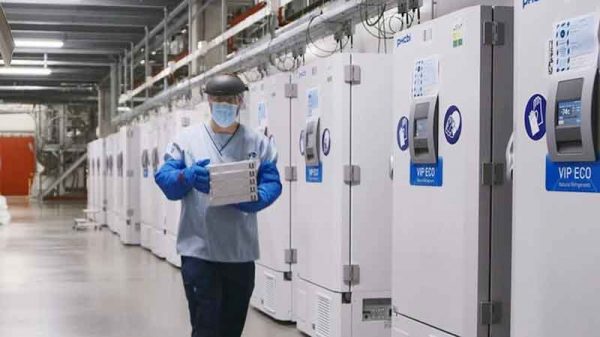 যুক্তরাজ্যে টিকাদান শুরু মঙ্গলবার