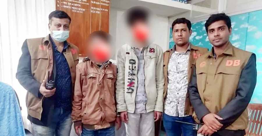 নেত্রকোনায় পুলিশের ঘাড় কামড়ে পালানোর চেষ্টা