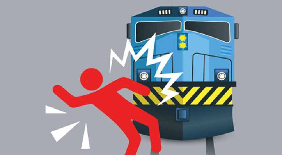 পূর্বধলায় ট্রেনে কাটা পড়ে নারীর মৃত্যু