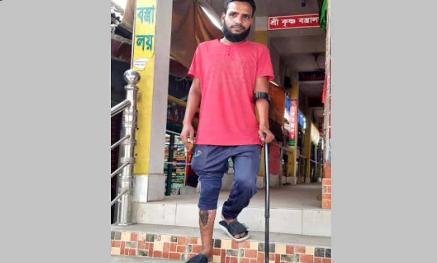 সড়ক দুর্ঘটনায় আহত ছেলেকে নিয়ে হাসপাতালে যাওয়ার পথে ফের দুর্ঘটনায় মা নিহত!