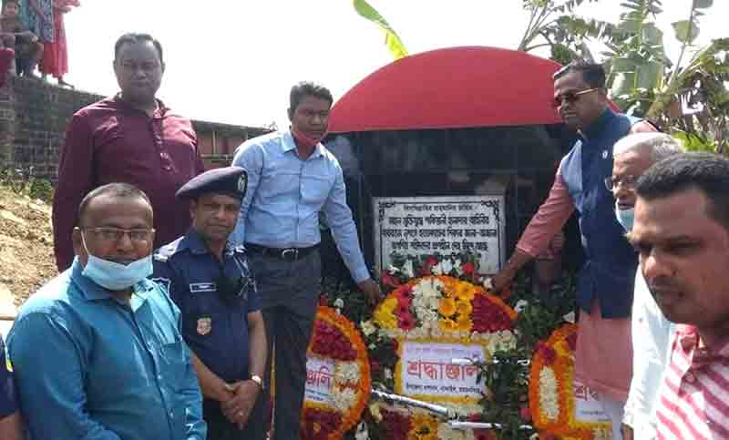 নান্দাইলে ৫০ বছর পর বধ্যভূমির স্মৃতিফলক
