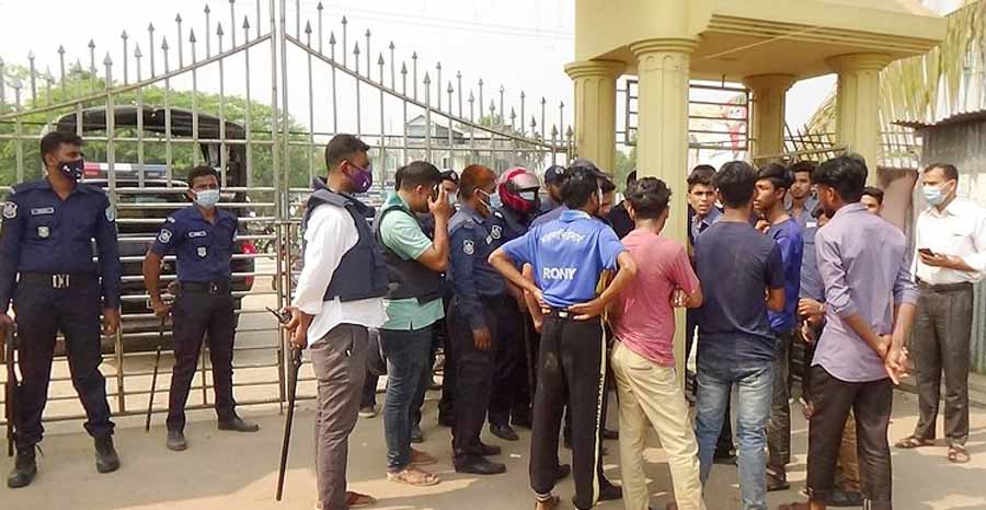 কিশোরগঞ্জ পলিটেকনিকে সংঘর্ষ, আহত ৮