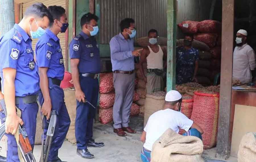 কিশোরগঞ্জে স্বাস্থ্যবিধি না মানায় ১৯ মামলা