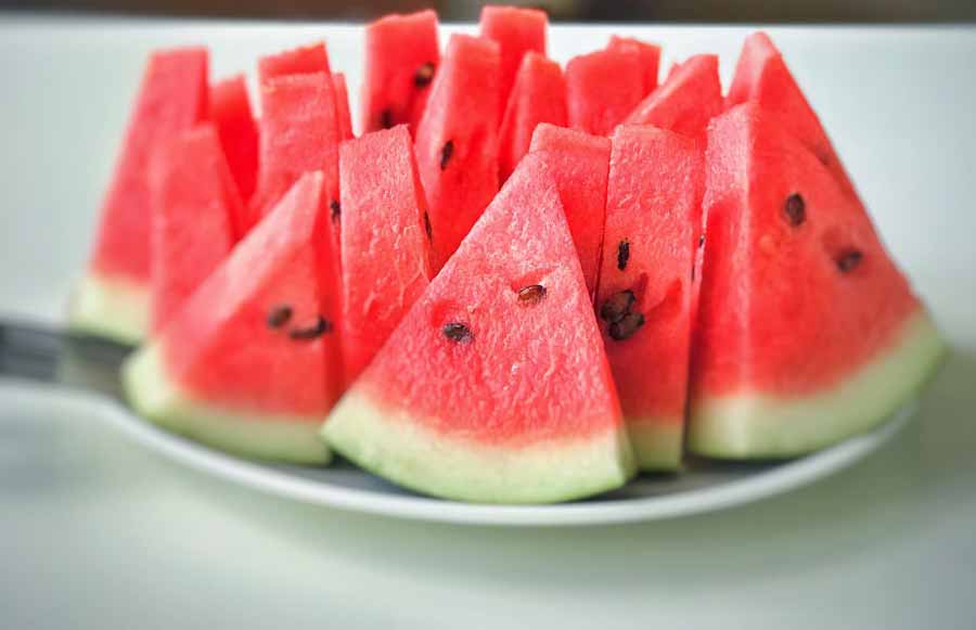 তরমুজ কিনুম এত টেহা পামু কই?