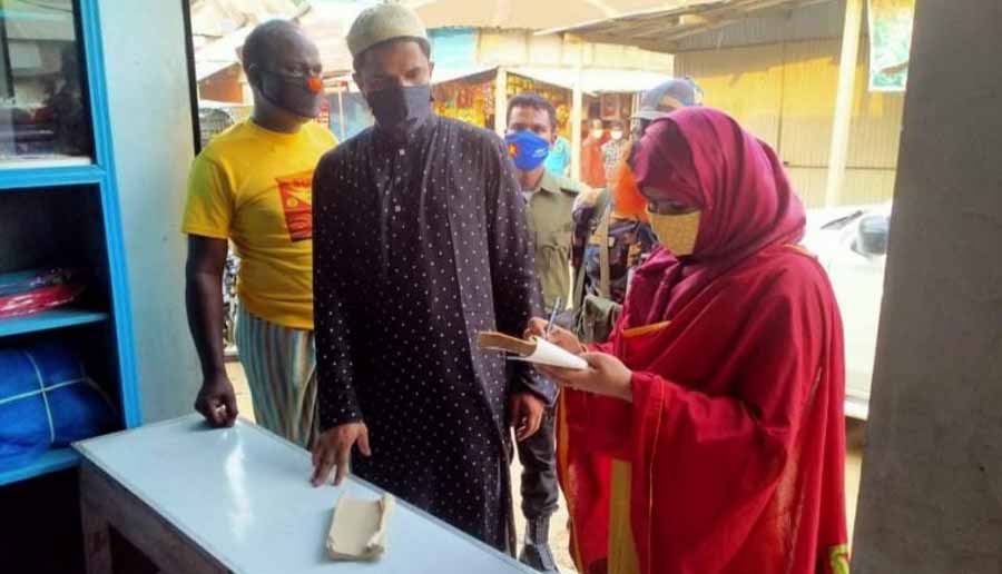 নালিতাবাড়ীতে লকডাউন অমান্য করায় ভ্রাম্যমান আদালতে জরিমানা