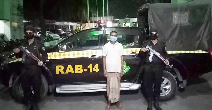 ঈশ্বরগঞ্জে জাল ভিসাসহ মানবপাচারকারী গ্রেফতার