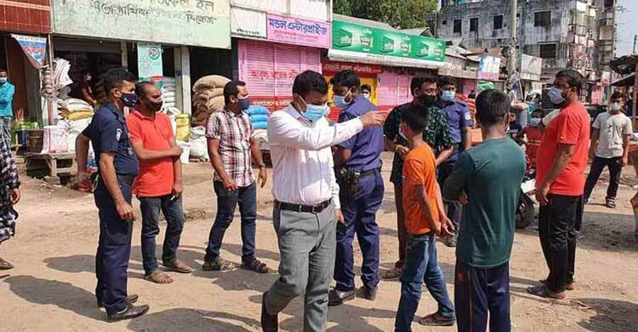 ময়মনসিংহে মাস্ক না পরায় ২৬৩ মামলা