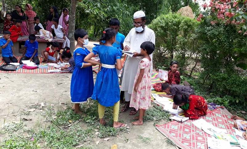 গফরগাঁওয়ে ব্লক টিচিং পাঠদানে উৎসবের আনন্দ