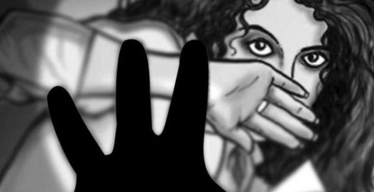 বৃদ্ধের ধর্ষণে অন্তঃসত্ত্বা কিশোরী, ধামাচাপার চেষ্টা