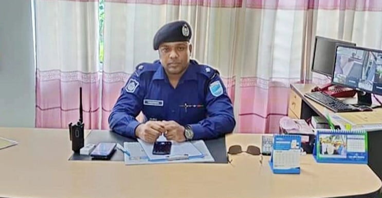 ধর্ষণচেষ্টার মামলা না নিয়ে মোবাইলকোর্টে সাজা, ওসিকে আদালতে তলব