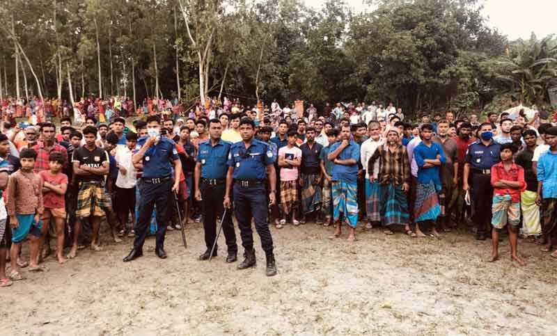 গরুর ঘাস আনতে গিয়ে নদীতে ভেসে গেলেন বৃদ্ধ