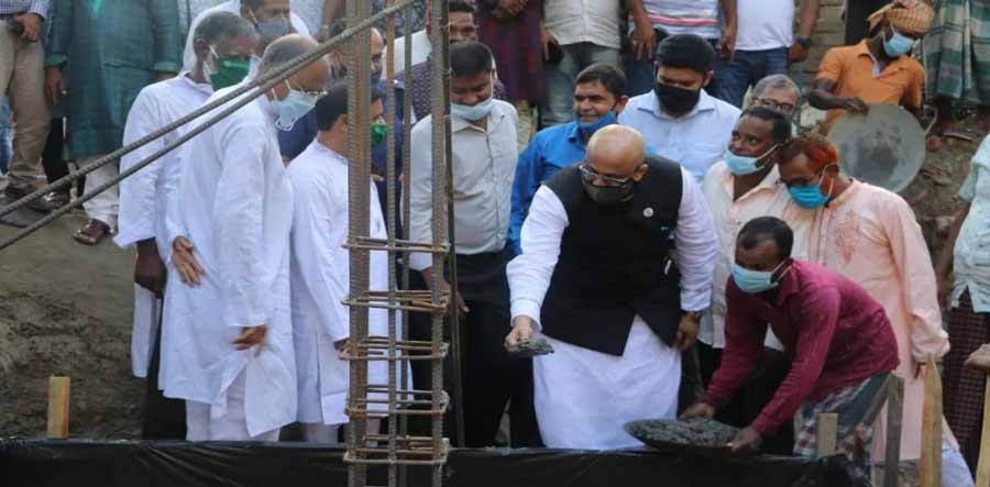সরিষাবাড়ীতে দুটি ভবনের নির্মাণকাজের উদ্বোধন