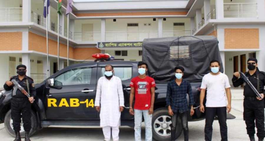 ময়মনসিংহে অস্ত্রসহ ৪ জন গ্রেফতার