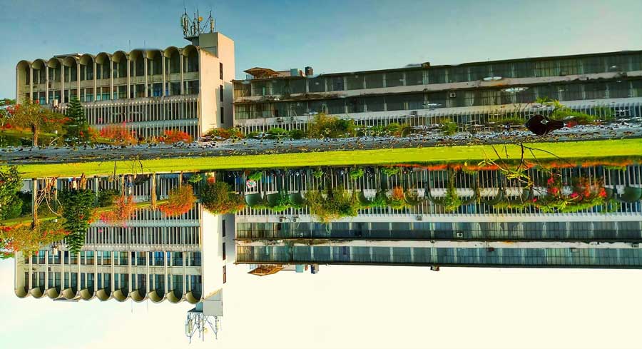 আজ বাংলাদেশ কৃষি বিশ্ববিদ্যালয় ৬১তম বর্ষে পদার্পণ করছে