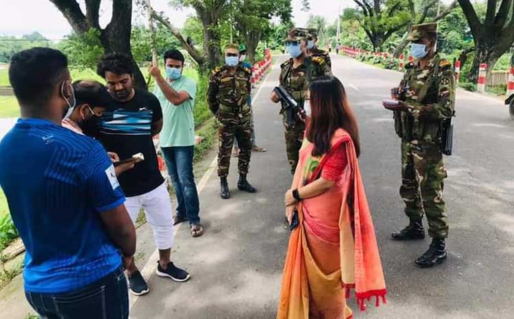 ভৈরবে লকডাউনে ৫২ জনকে জরিমানা