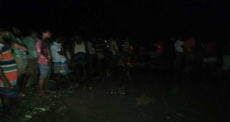 সরিষাবাড়ীতে দুই নৌকার সংঘর্ষে কলেজছাত্রী নিখোঁজ