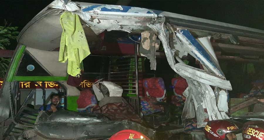 ত্রিশালে সড়কে নিহত ৬ জনের পরিচয় মিলেছে