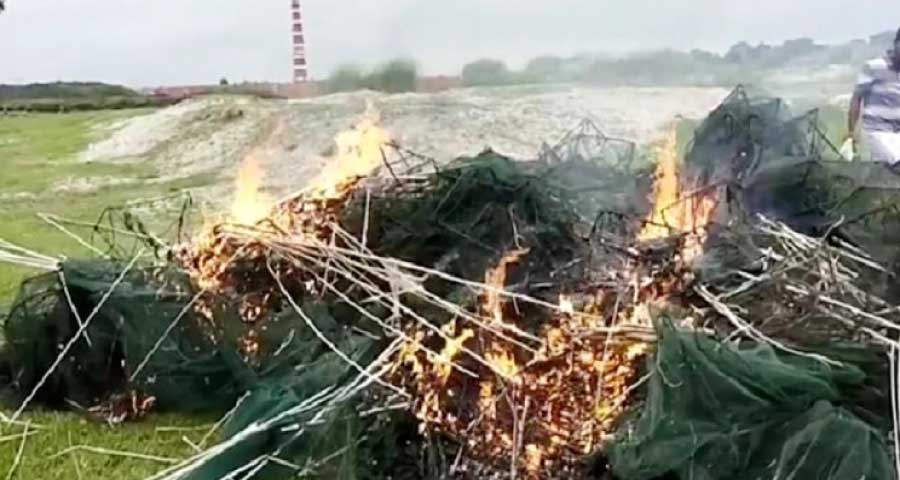 ভৈরবে কারেন্ট জাল ধ্বংস, ১০ জেলেকে জরিমানা