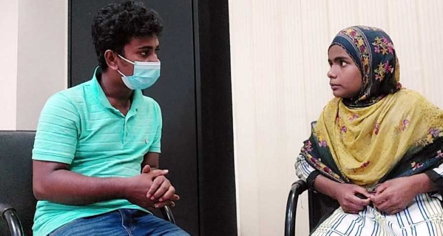 নিখোঁজের পাঁচ বছর পর মায়ের কোলে ফিরেছে ইমনা