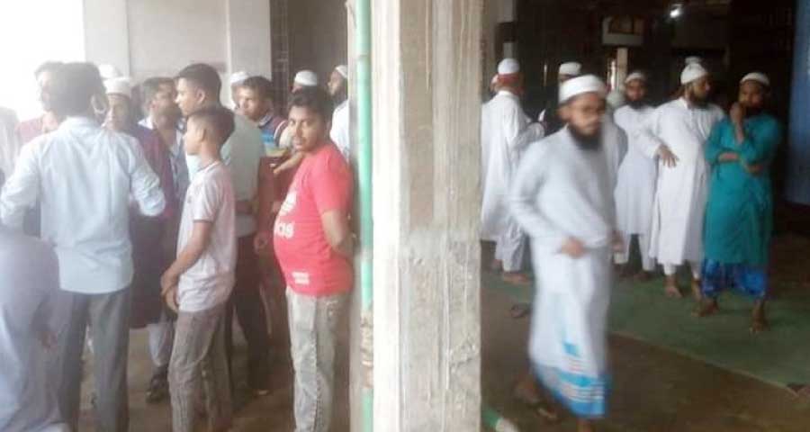 ফুলপুরে মসজিদে তাবলিগের সাদ ও জোবায়েরপন্থিদের উত্তেজনা