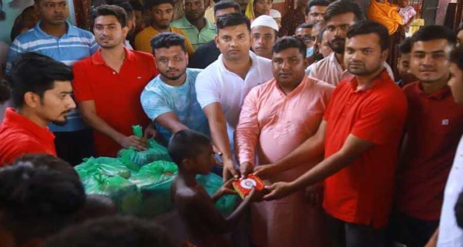 গফরগাঁওয়ে পথশিশুদের খাবার দিল ছাত্রলীগ