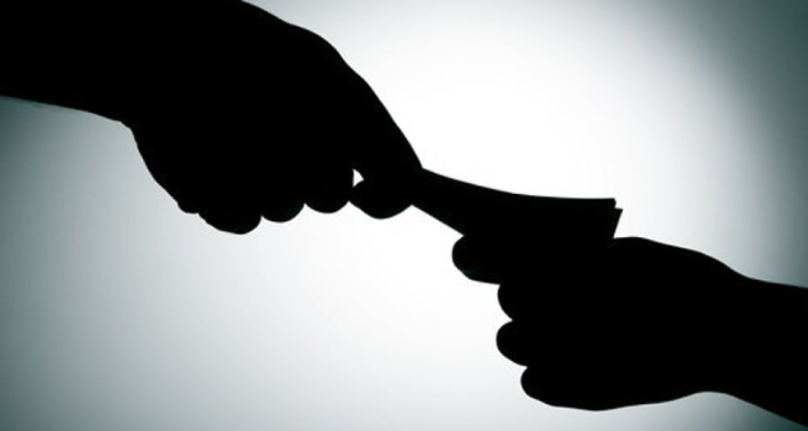 ঘুষ নেওয়ার অভিযোগে পুলিশের সহকারী উপপরিদর্শক প্রত্যাহার