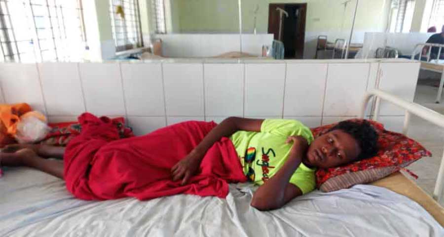 হাতুড়ি দিয়ে পিটিয়ে স্কুলশিক্ষার্থীকে অমানুষিক নির্যাতন