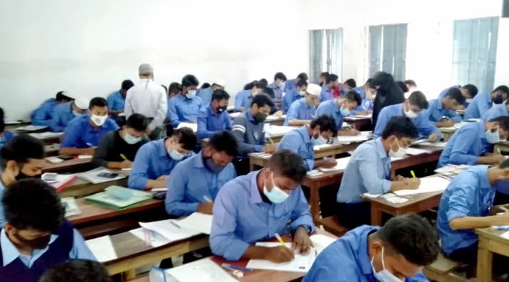 ময়মনসিংহ বোর্ডে প্রথম দিনে অনুপস্থিত ২১১ জন পরীক্ষার্থী